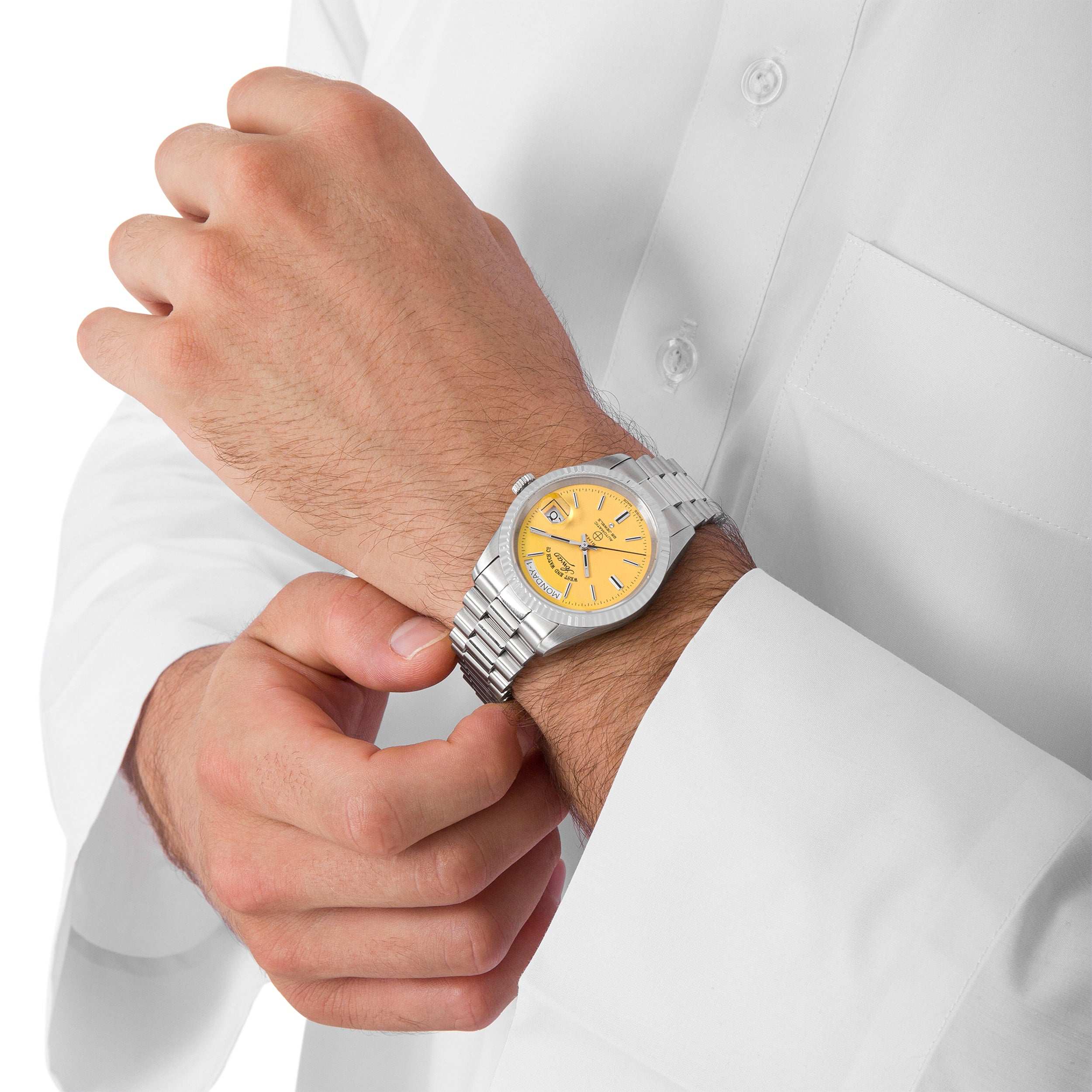 THE CLASSICS 37 - YELLOW DIAL