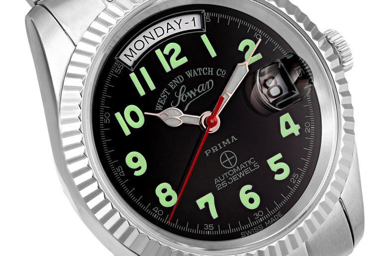 CLASSICS 37 - BLACK DIAL WITH LUMINESCENT GREEN NUMERALS