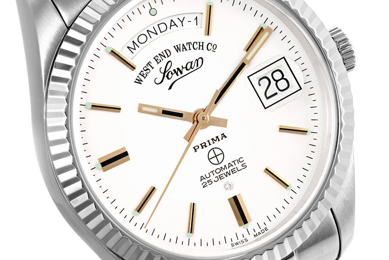 THE CLASSICS 41 - WHITE DIAL WITH GOLD INDICES