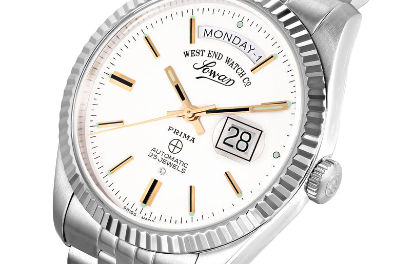 THE CLASSICS 41 - WHITE DIAL WITH GOLD INDICES