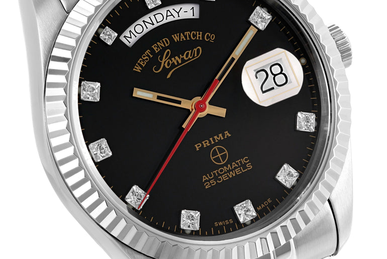 THE CLASSICS 41 - BLACK DIAL WITH ZIRCONE STONES