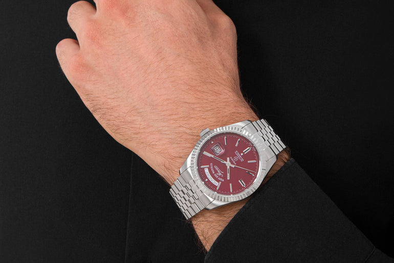 THE CLASSICS 41 - MAROON DIAL WITH STAINLESS STEEL INDICES